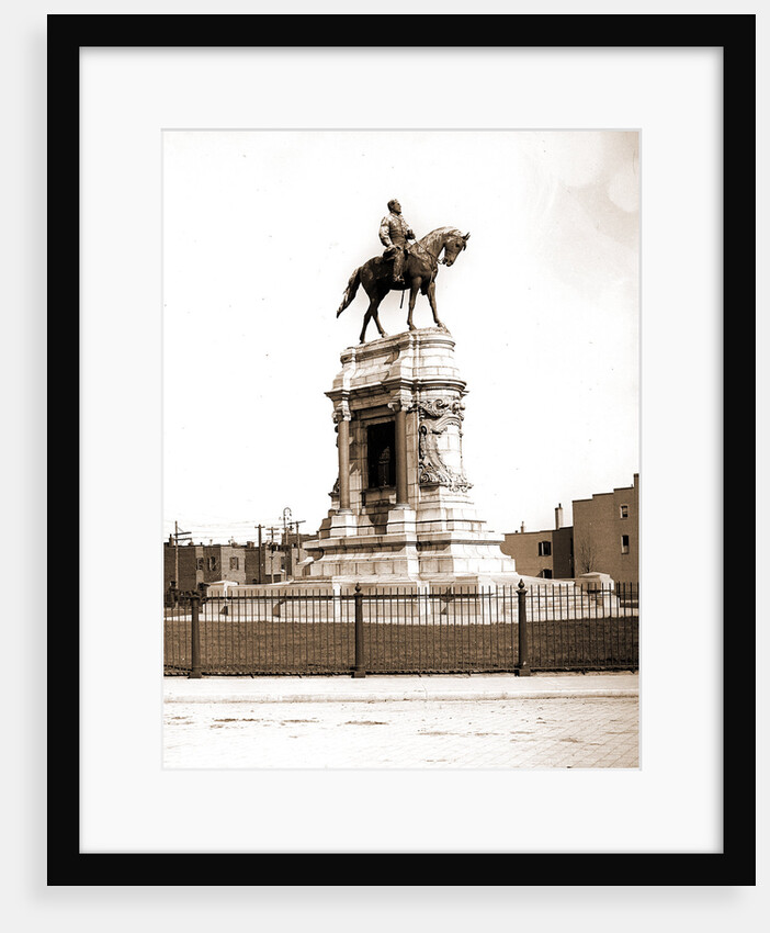 Lee monument, Richmond by Anonymous