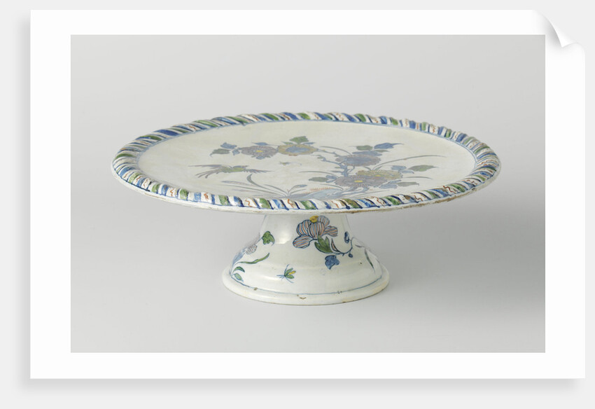 Cakestand, around on foot, multicolor painted with flowers and flying bird by Anonymous