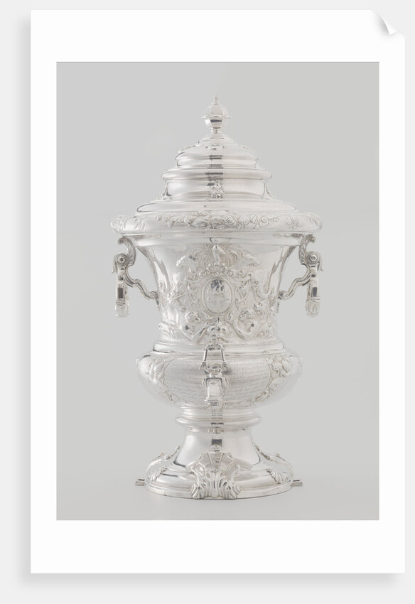 Wine fountain and cooler by Alger Mensma