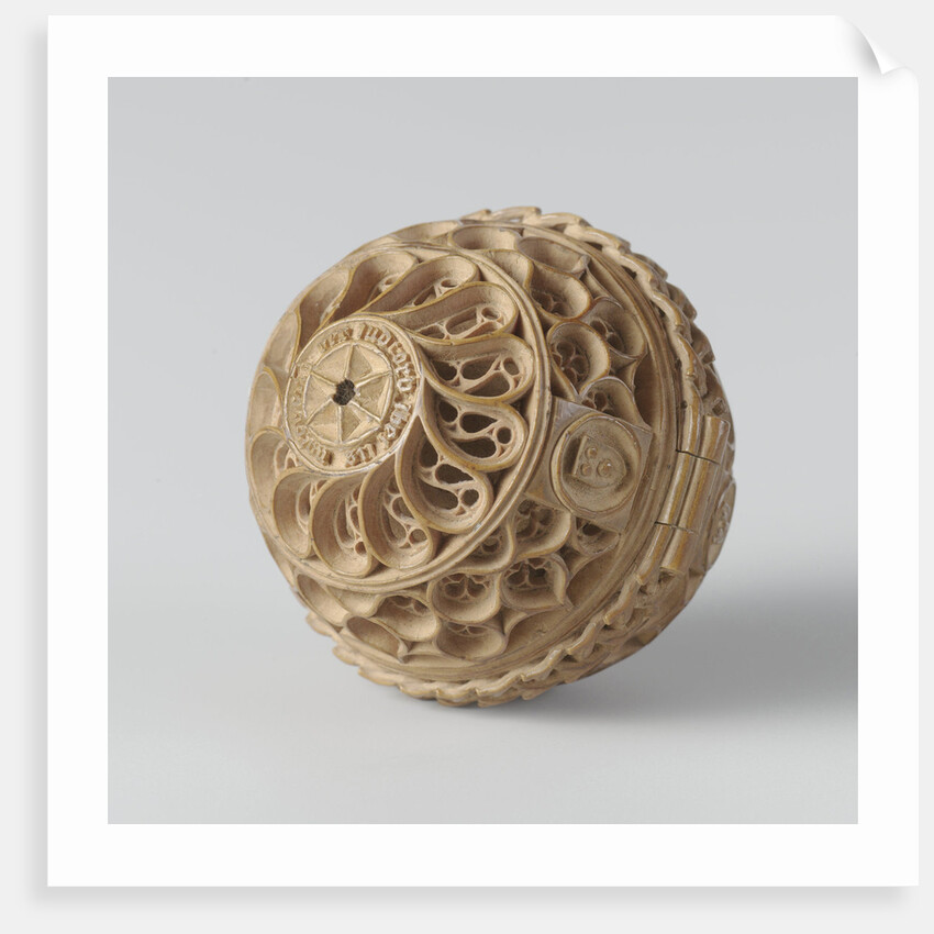 Prayer nut with case by Adam Theodrici