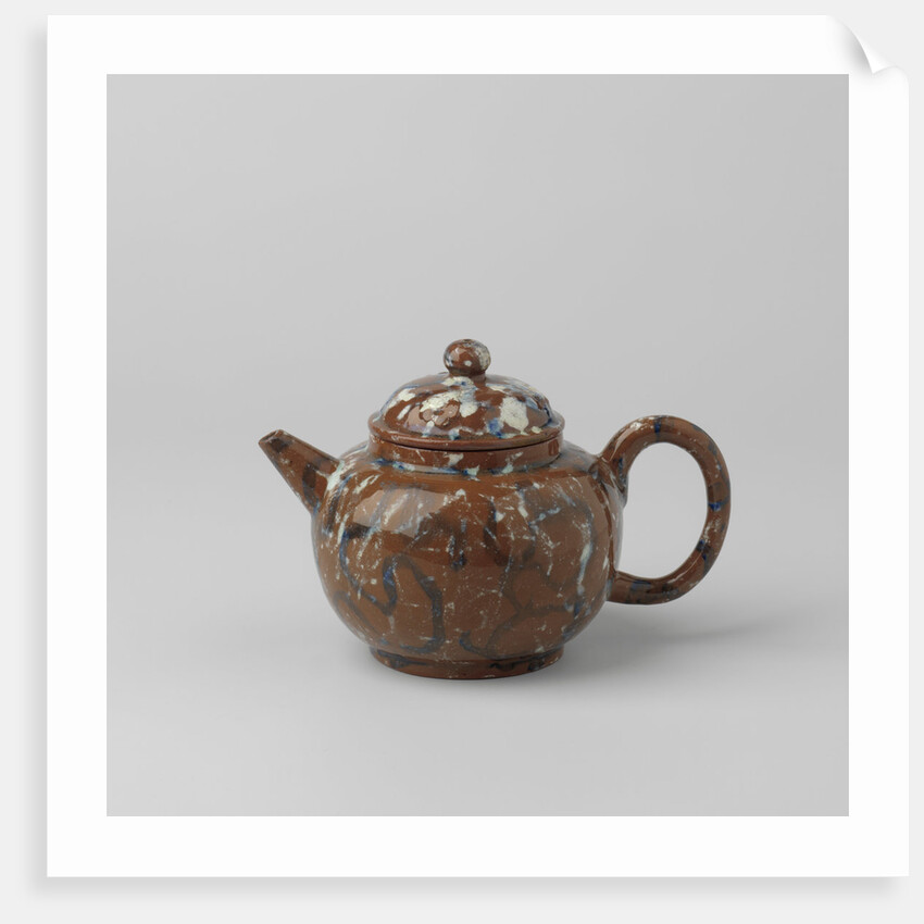 Teapot with lid, blue-white marbled. The lid features three rosettes in relief. by Anonymous