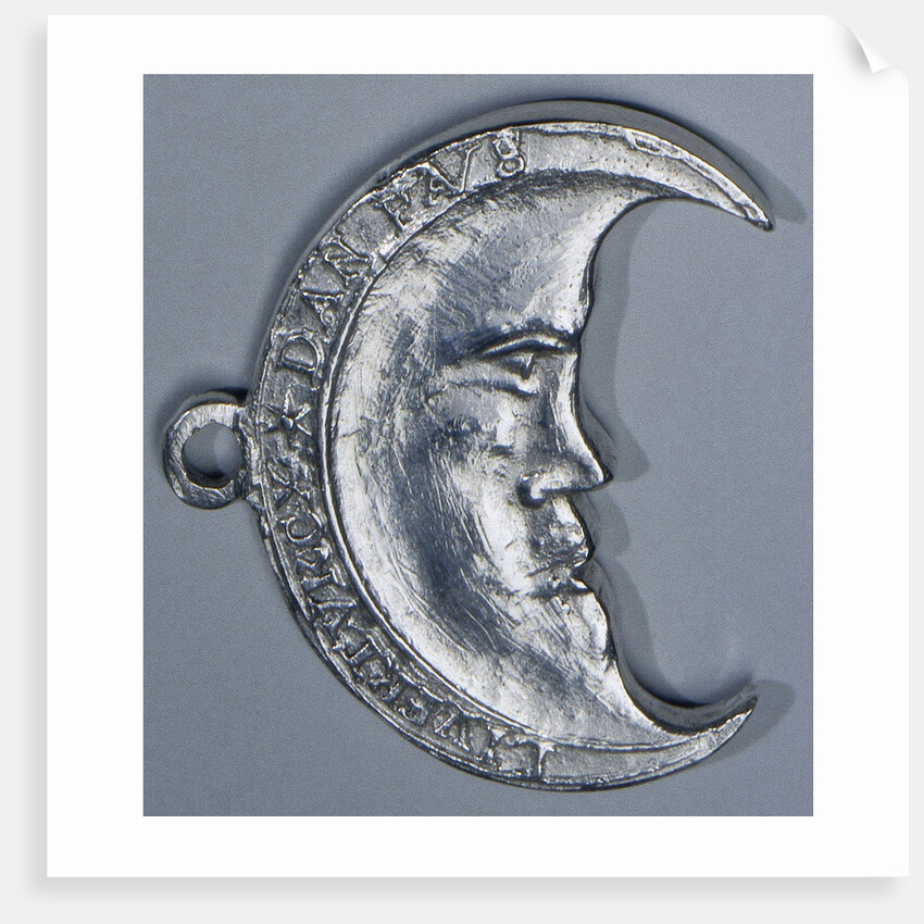 Crescent borne by the 300 sailors from the Admiral Boisot by Anonymous