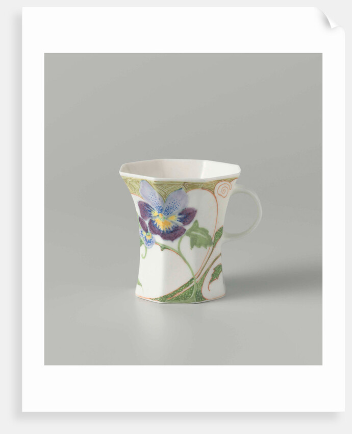 Cup, part of a set, painted with violins by C.W.J. 't Hart