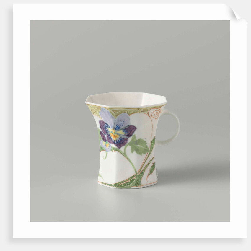 Cup, part of a set, painted with violins by C.W.J. 't Hart