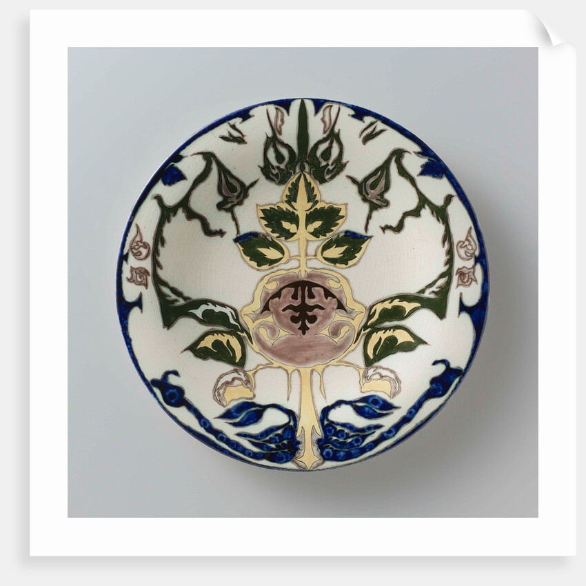 Plate painted with standing vegetative motif by Wilhelmus Petrus Hartgring