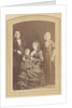 Photo album of a Dutch family with 168 cartes-de-visite and cabinet pictures by C.W. Bauer