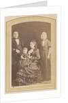 Photo album of a Dutch family with 168 cartes-de-visite and cabinet pictures by C.W. Bauer