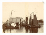 Moored sailing vessels in the Oranjesluizen in Amsterdam by Anonymous