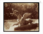 Grand Trianon, Dragon par Hardy by Eugène Atget