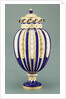 Vase (vase à chaîne or vase à côte de melon) by Sèvres Manufactory