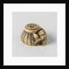 Netsuke, Representation of a combination with fruit. On one of the pulses is a ladybug and a tomato is an inscription by Anonymous