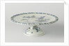 Cakestand, around on foot, multicolor painted with flowers and flying bird by Anonymous