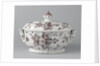 Terrine with lid, painted with flower sprays, flying birds and stray branches by Anonymous