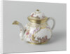 Teapot with lid, multicolor painted with chinoiserie, Meissener Porzellan Manufaktur, c. 1725 - c. 1730, Meissen Germany by Meissener Porzellan Manufaktur
