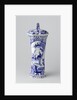 Garniture with three vases and two beaker vases by De Drie Posteleyne Astonne