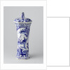 Garniture with three vases and two beaker vases by De Drie Posteleyne Astonne
