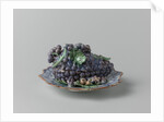 Terrine, in the form of a bunch of grapes, Blankenburg by Arie Blankers
