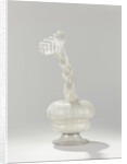 Kuttrolf of filigrein glass by Anonymous