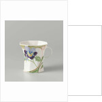 Cup, part of a set, painted with violins by C.W.J. 't Hart