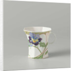 Cup, part of a set, painted with violins by C.W.J. 't Hart