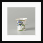 Cup, part of a set, painted with violins by C.W.J. 't Hart