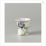 Cup, part of a set, painted with violins by C.W.J. 't Hart