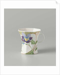 Cup, part of a set, painted with violins by C.W.J. 't Hart
