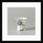 Cup, part of a set, painted with violins by C.W.J. 't Hart