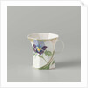 Cup, part of a set, painted with violins by C.W.J. 't Hart