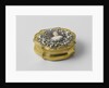 Snuffbox with a breast ornament with a portrait of Queen Mary, Henri La Pierre by Anonymous