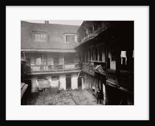 Courtyard at the Oxford Arms Inn, Warwick Lane, from the first floor, City of London by Society for Photographing the Relics of Old London