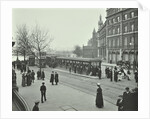 Queue of people at Blackfriars Tramway shelter, London, 1912 by Unknown