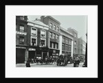 Carts outside the Sundial public house, Goswell Road, London, 1900 by Unknown
