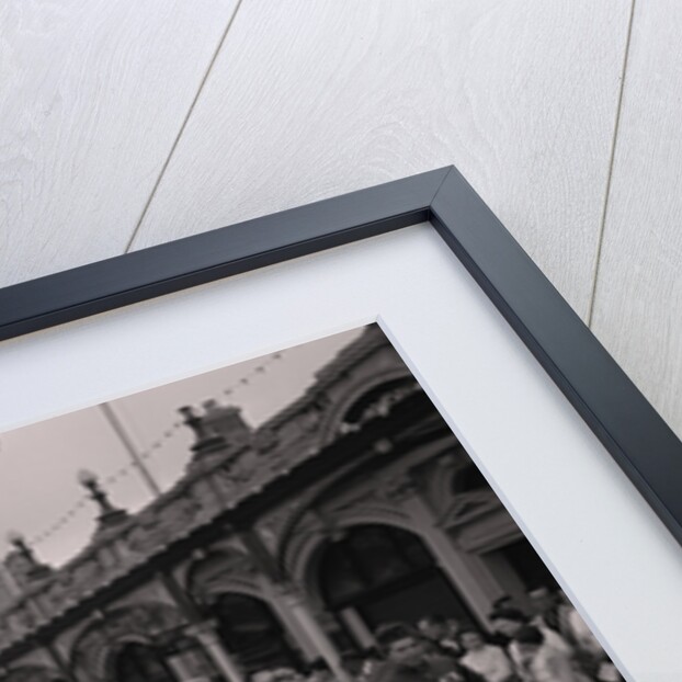 Women cycle champions, Douglas Promenade by Manx Press Pictures