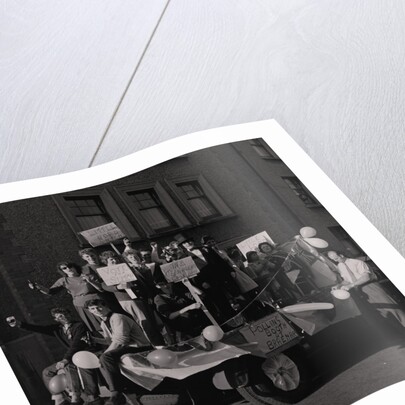 Douglas Carnival by Manx Press Pictures