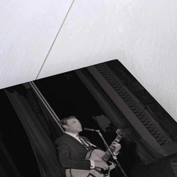 Val Doonican at the Palace Show by Manx Press Pictures