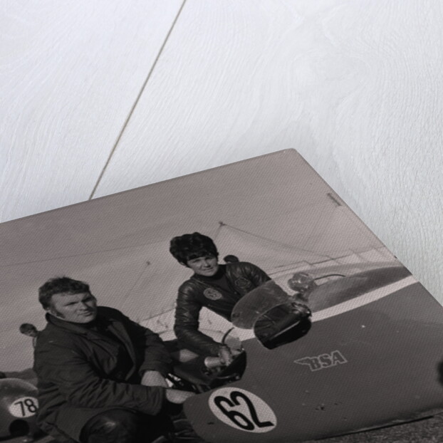 Norman Hanks and Rose Arnold, 750 cc TT sidecar (2nd place) by Manx Press Pictures