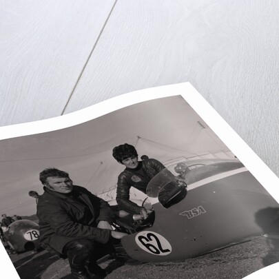 Norman Hanks and Rose Arnold, 750 cc TT sidecar (2nd place) by Manx Press Pictures