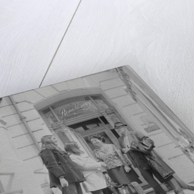 Americans at Ronaldsway hotel by Manx Press Pictures
