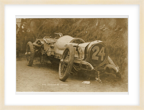 Calthorpe smash at the 1908 Tourist Trophy motorcar race by Anonymous
