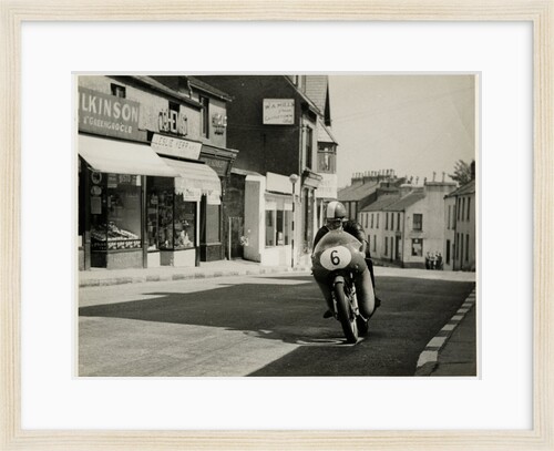 Tarquino Provini aboard MV Agusta (number 6), 1958 250 TT (Tourist Trophy) by T.M. Badger