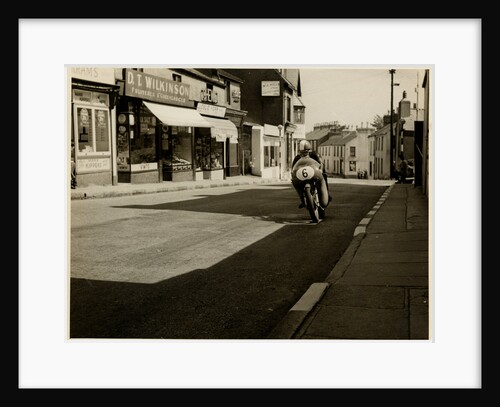 Tarquino Provini aboard MV Agusta (number 6), 1958 250 TT (Tourist Trophy) by T.M. Badger