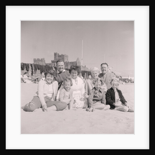 Peel holidaymakers with Frank Roberts by Manx Press Pictures