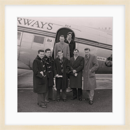 Cross country teams at Ronaldsway airport by Manx Press Pictures