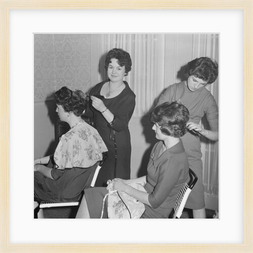 Hairdressing demonstration, Fort Anne by Manx Press Pictures