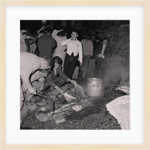 Belle Vue hotel beach barbeque, Port Erin by Manx Press Pictures