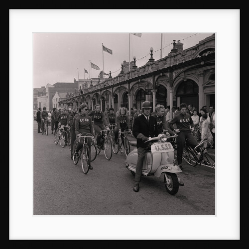 Women cycle champions, Douglas Promenade by Manx Press Pictures