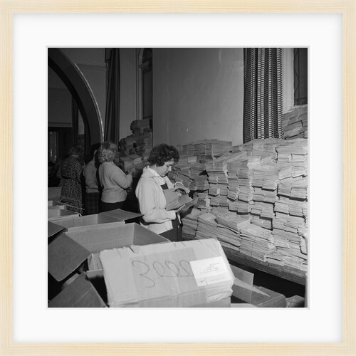 Isle of Man Tourist Board, sorting guides by Manx Press Pictures