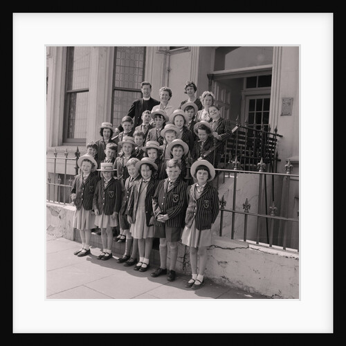 Convent kids on holiday by Manx Press Pictures