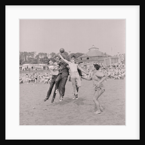Island in the Sun', Douglas beach by Manx Press Pictures